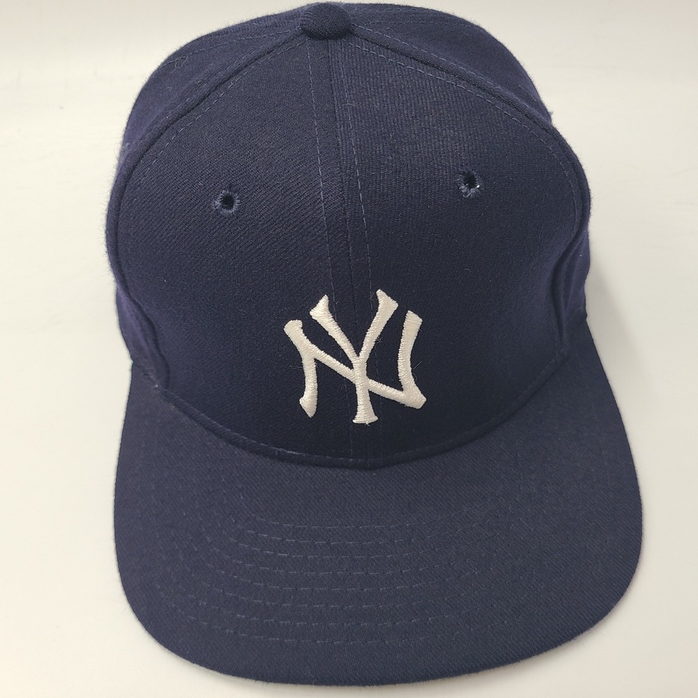 Vintage New York Yankees Hat Fitted 7 1/8 Sports Specialties Pro Blue MLB Wool